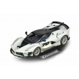 CARRO PARA PISTA ELÉTRICA AUTORAMA CARRERA EVOLUTION FERRARI FXX K EVOLUZIONE NÚMERO 70 ESCALA 1/32 CAR20027644